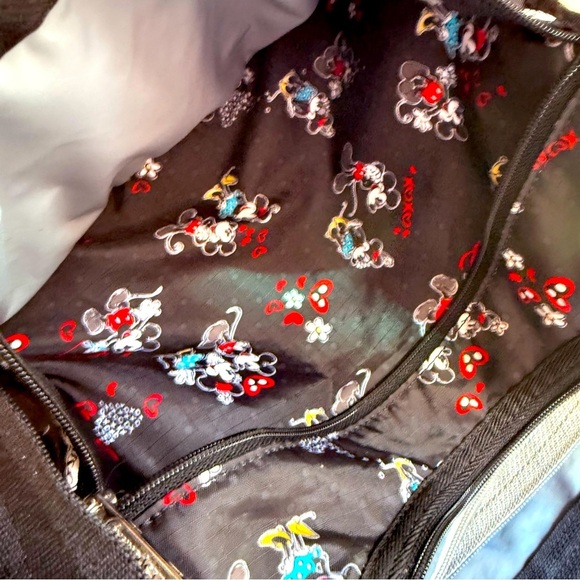 Rare LeSportsac Disney Collaboration Minnie & Mickey Crossbody - Picture 8 of 12
